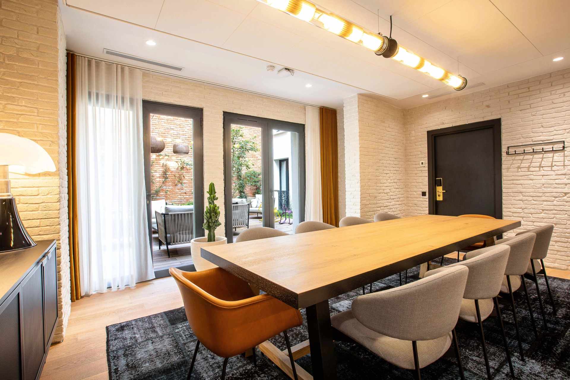 LAZ’ Hotel Spa Urbain - meeting room