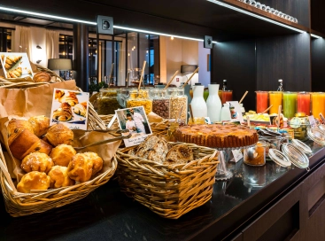 LAZ’ Hotel Spa Urbain - Petit déjeuner